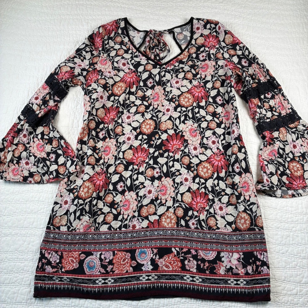 Xhilaration Floral Bell Sleeve Mini Dress XL Boho Crochet Lace Keyhole Back